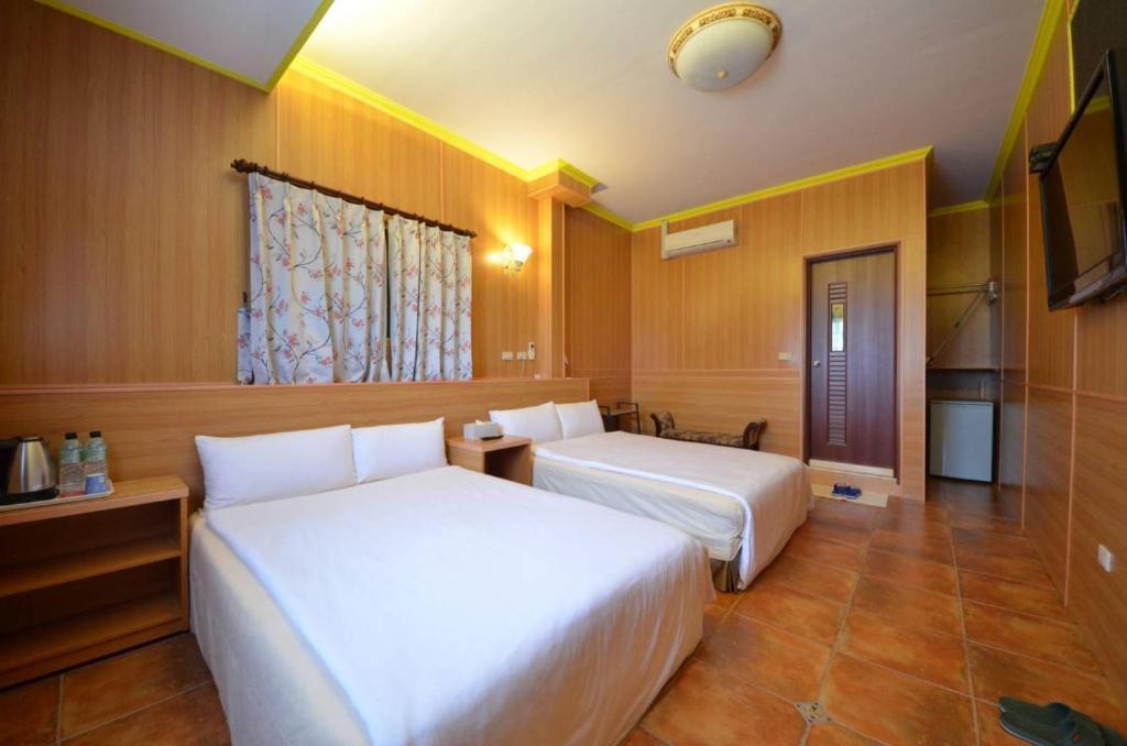 Sun Lu Holiday Homestay - Habitación Cuádruple Con Baño Privado