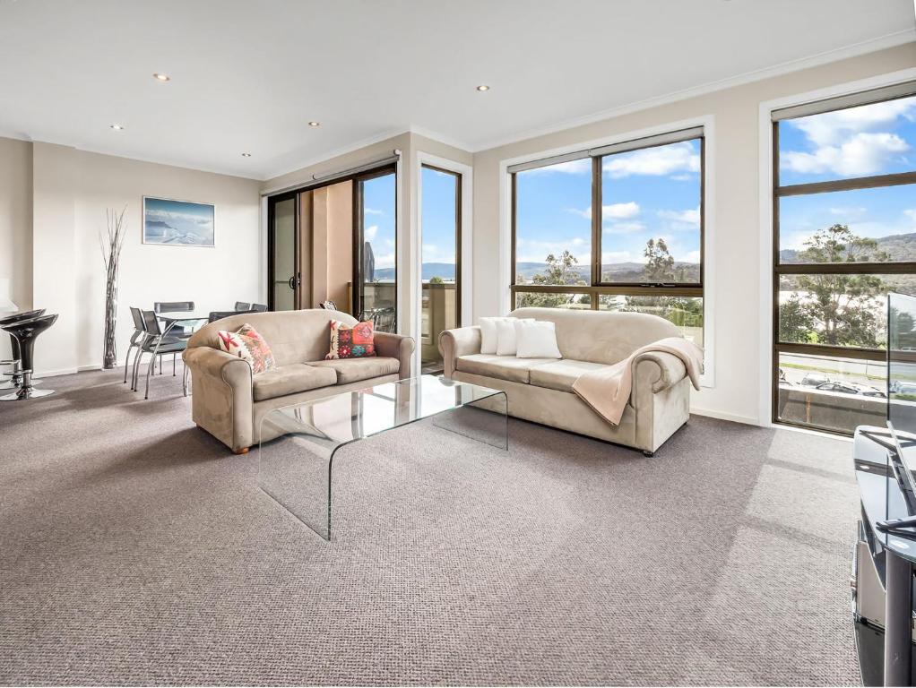 Jasper 1, Jindabyne (updated prices 2024)