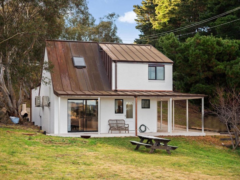 The Jindabread House, Jindabyne (updated prices 2024)