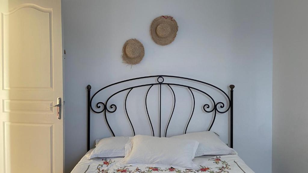 Postel nebo postele na pokoji v ubytování Etage de villa à Houmet Souk, Djerba