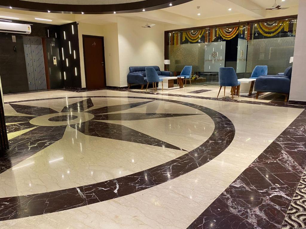 Posezení v ubytování Hotel Swamiraj