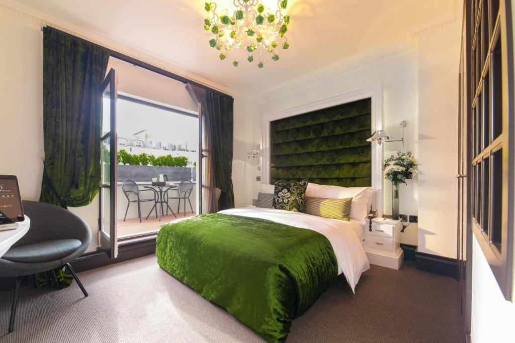 
Superior Double Room with Balcony
