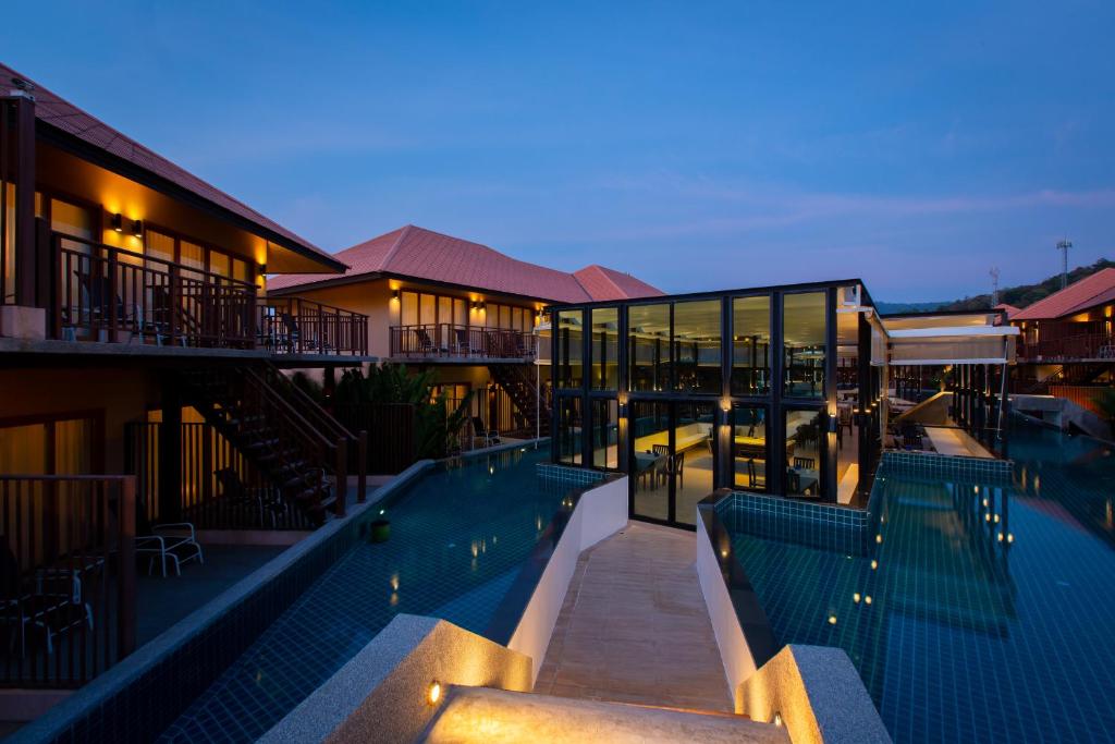 Blue Bay Resort - Access to Pool and Beach-Phuket & Krabi - 6