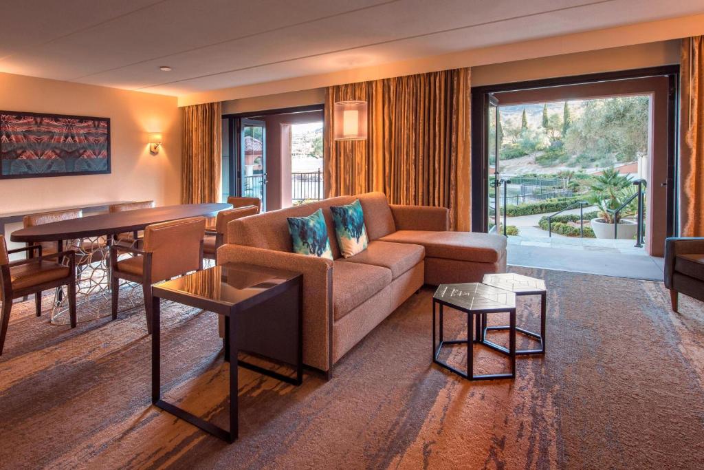 The Westin Lake Las Vegas Resort & Spa - Hospitalité, Salon, Canapé-lit, Vue Sur Le Lac