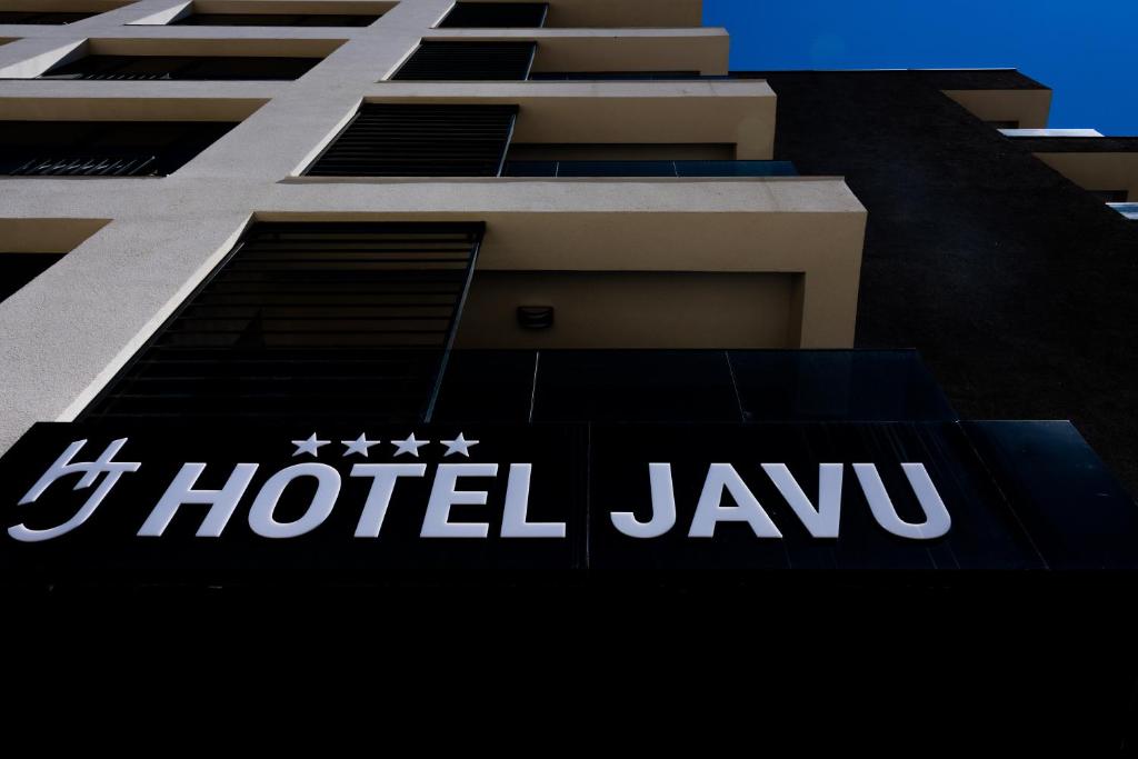 Сертификат, награда, вывеска или другой документ, выставленный в Hotel Javu