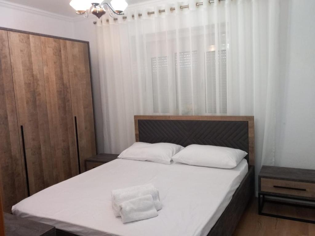 Apartment in Erseke - Image 2