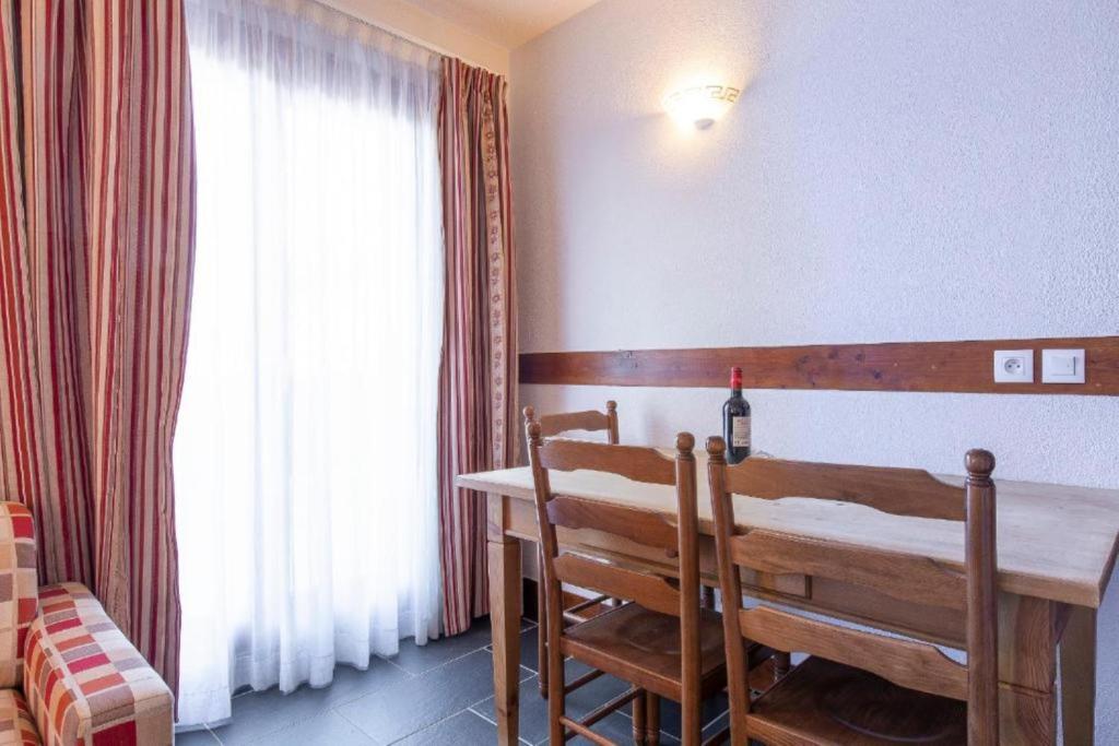 Postel nebo postele na pokoji v ubytování Les Aiguilles De Warens