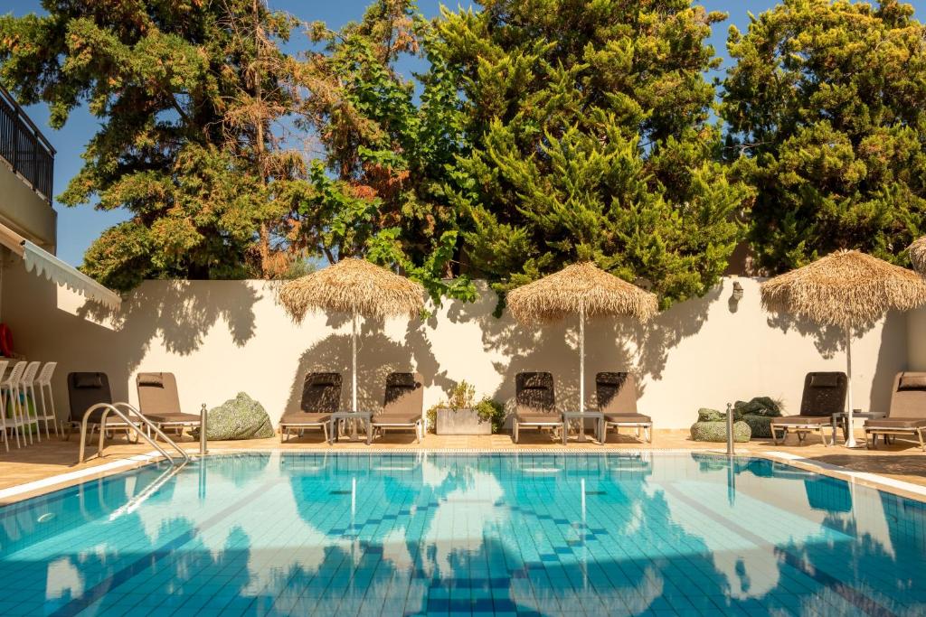 Bazén v ubytování Sunshine Boutique Hotel nebo v jeho okolí