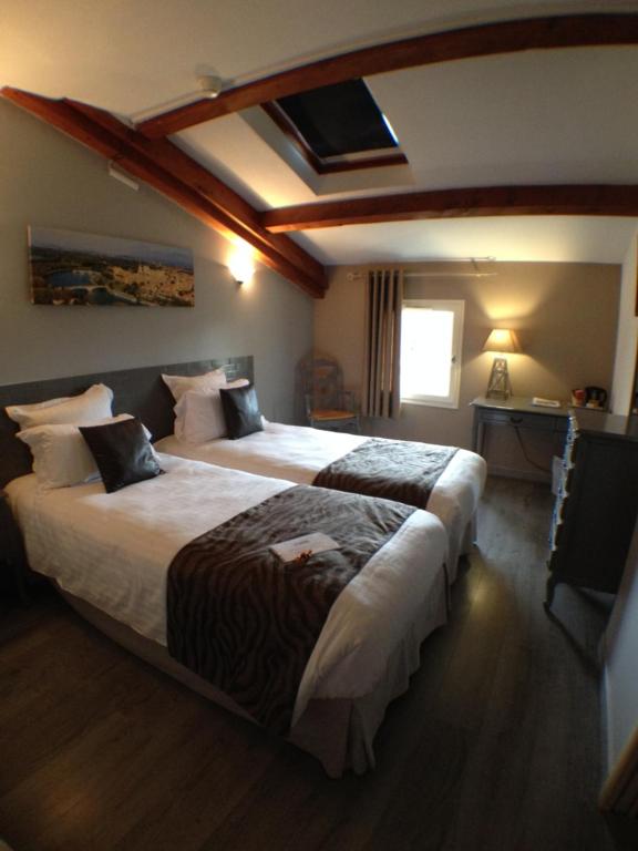 Logis Hotel la Ferme - Resim 5