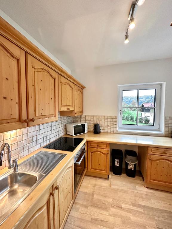 Cucina o angolo cottura di Ferienhaus am Fluss