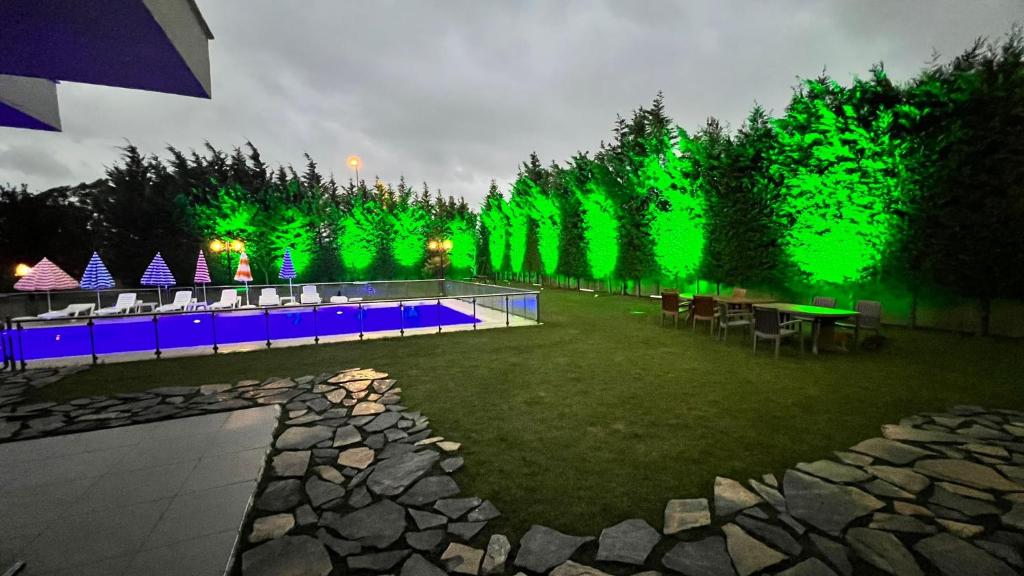 Private Villa with Swimming Pool - Housity