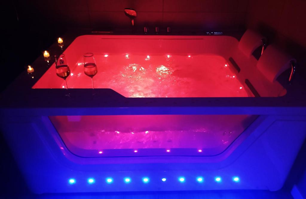 La Passionnante Gîte avec Spa privatif - King Room With Spa Bath