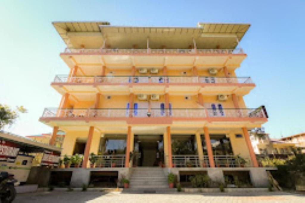 Osho Hotel And Restaurant Palampur, Pālampur, India