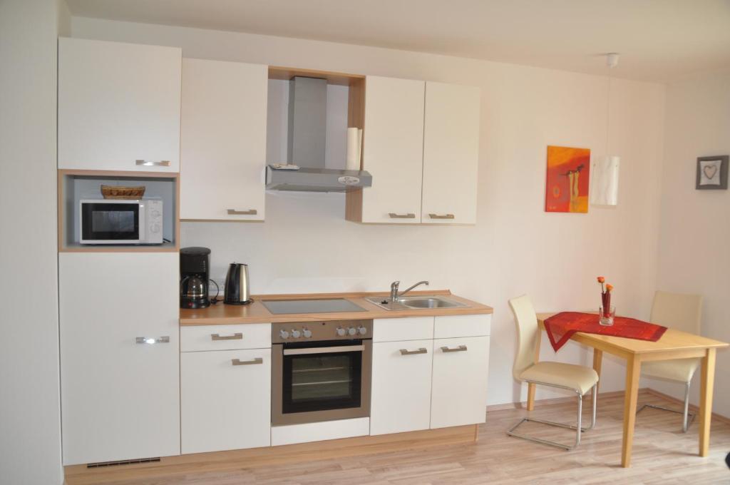 Haus Lindenfeld - Apartamento Con Terraza