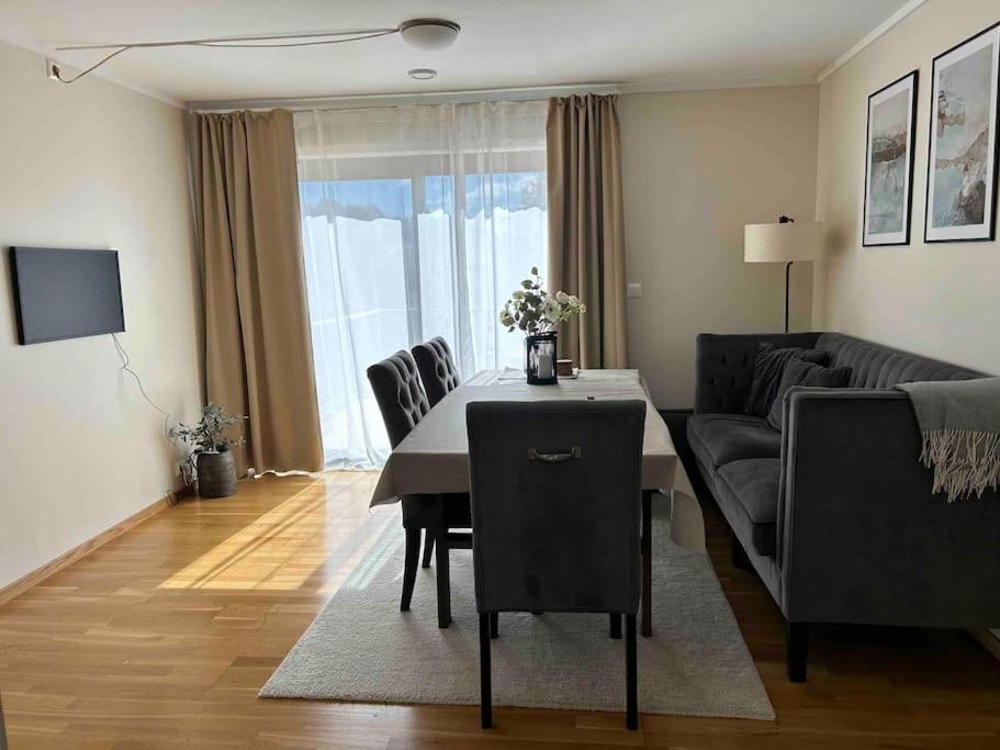 Posezení v ubytování comfortable apartment outside Kristiansand