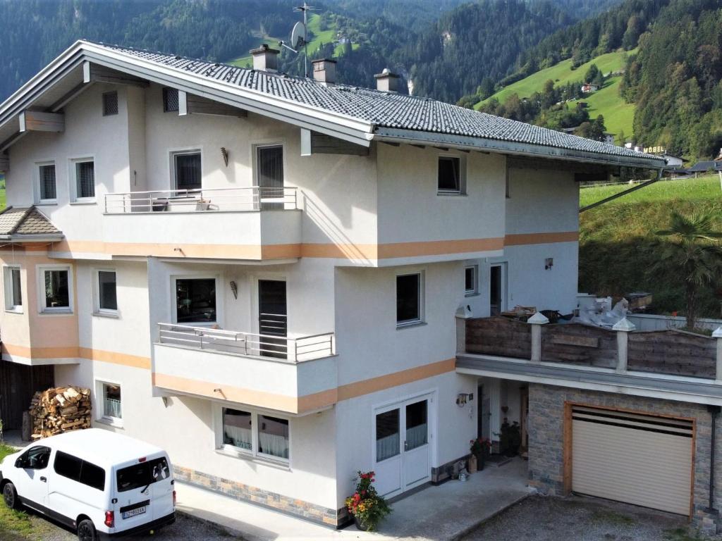 Budova, kde se apartmán nachází