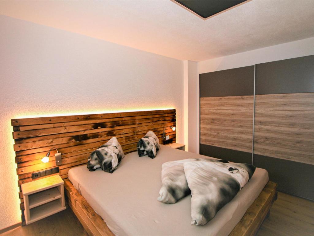 Postel nebo postele na pokoji v ubytování Apartment Franz by Interhome