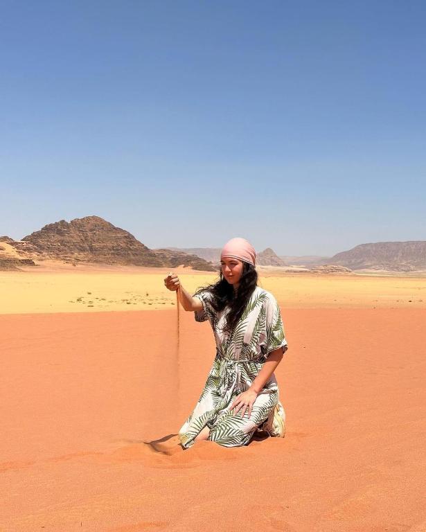 Wadi Rum Rose camp - Triple Room With Mountain View