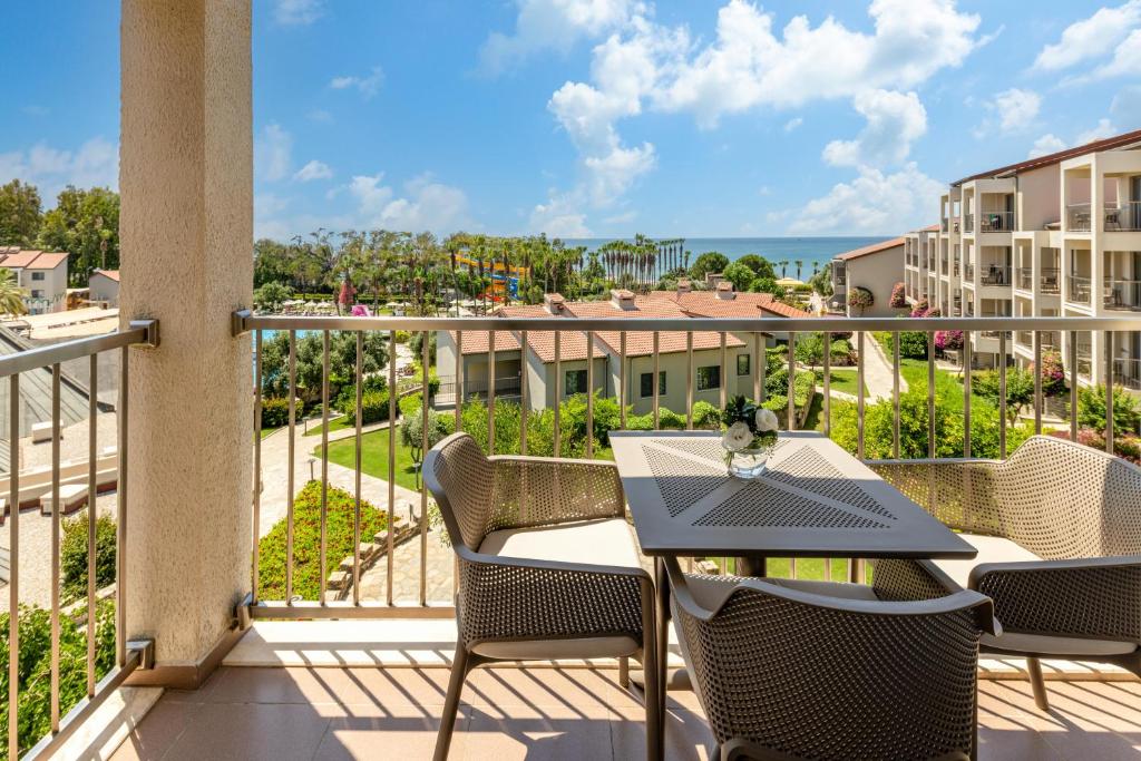 Arum Barut Collection - Ultra All Inclusive - Deluxe Family Suite