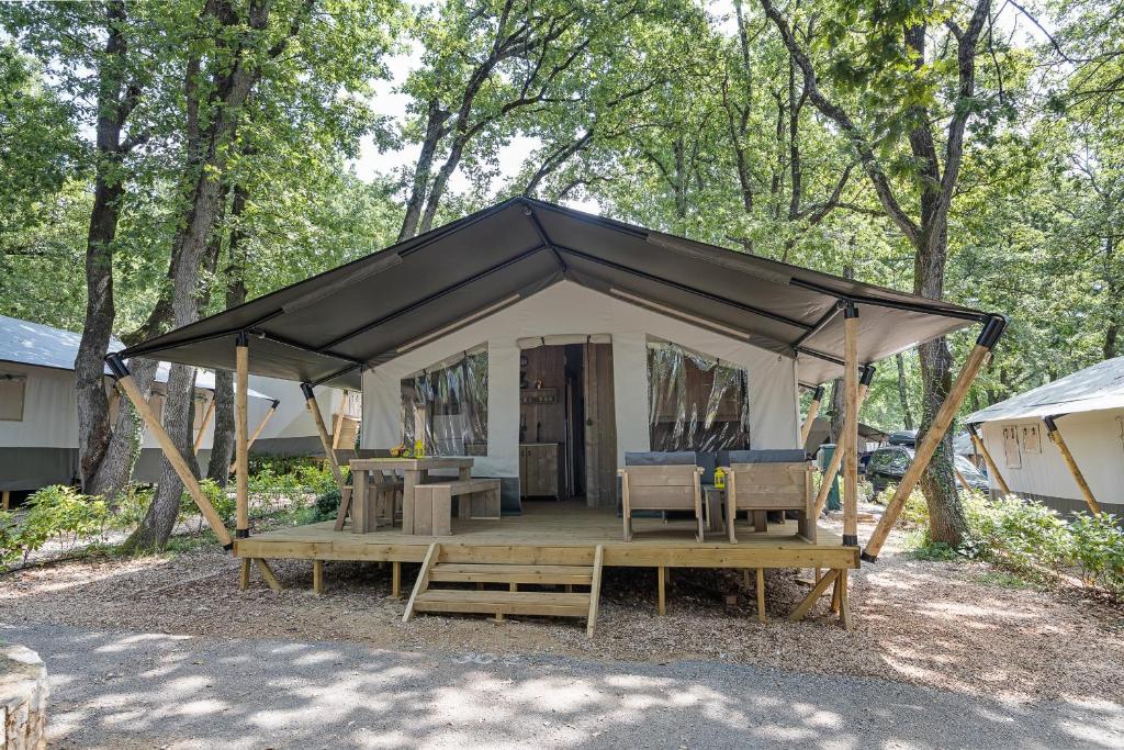 Zahrada ubytování Easyatent Safari tent Aminess Maravea