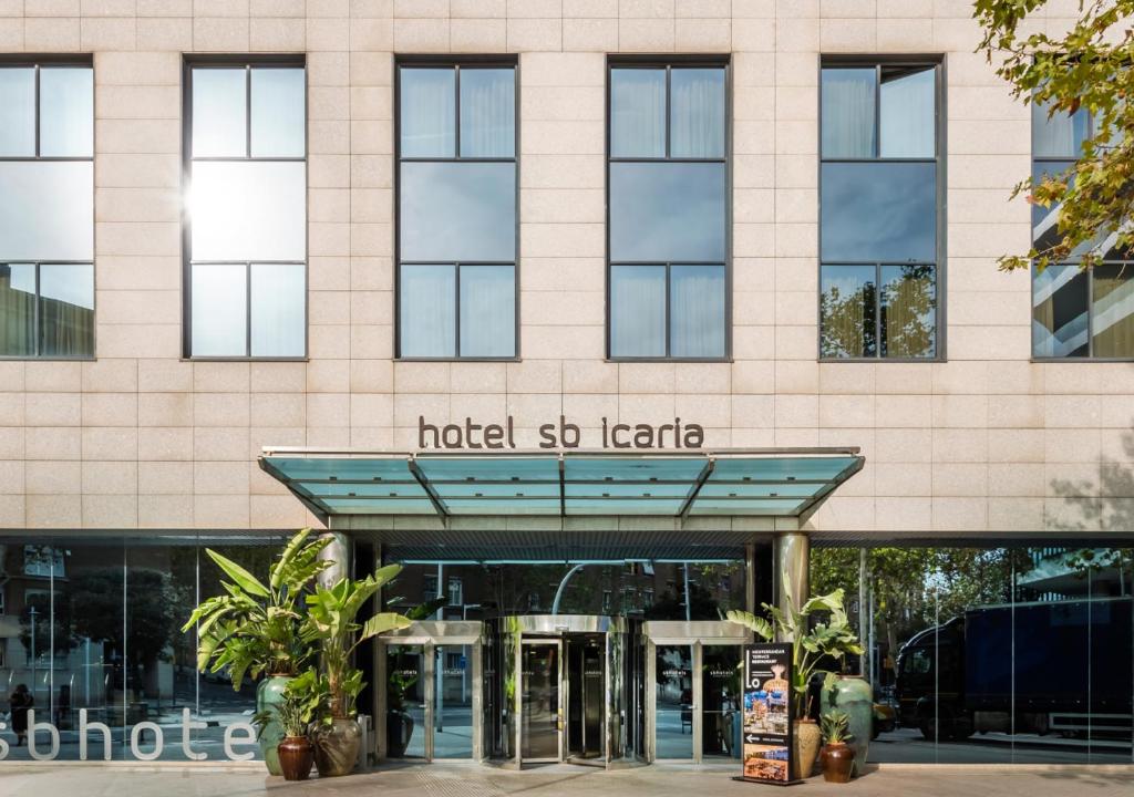 a hotel so toronto in front of a building at Hotel SB Icaria in Barcelona