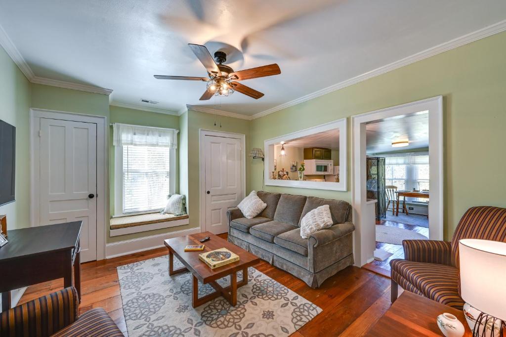 Historic New Bern Apartment Walk to Tryon Palace!, New Bern (precios actualizados 2024)