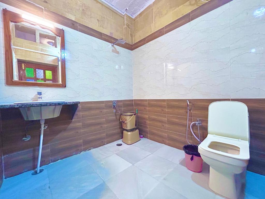 Koupelna v ubytování Hotel Pol Haveli Jaisalmer