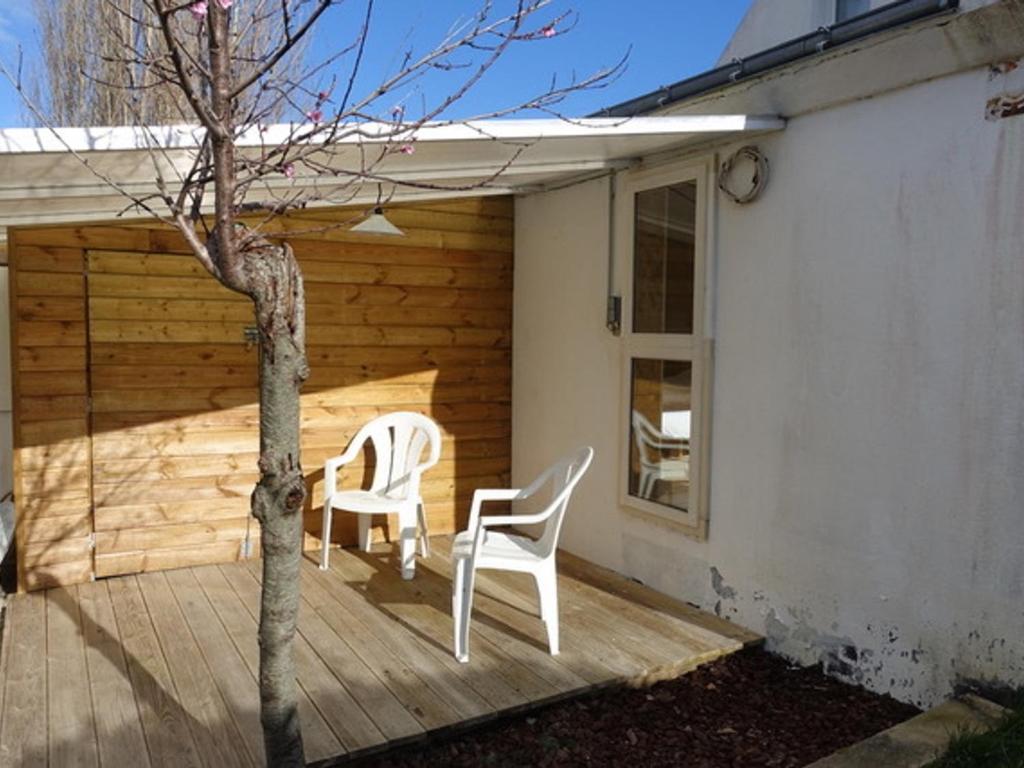 Zdjęcie z galerii obiektu Maison lumineuse à 700m de la plage avec jardin clos, 4 chambres, 2 salles de bain, terrasse et WIFI - FR-1-418-206 w mieście Le Palais