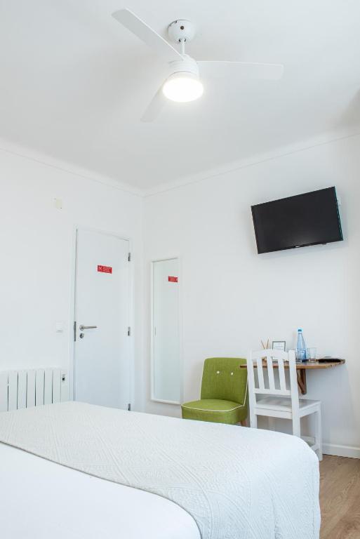 Raminhos Guest House - 14