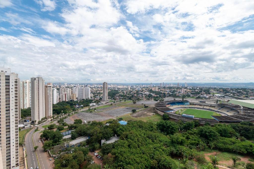 Arsenal de guerra é encontrado em apartamento do Jardim Goiás em Goiânia