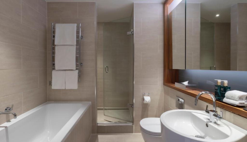 Clayton Hotel London Wall - Superior King Room