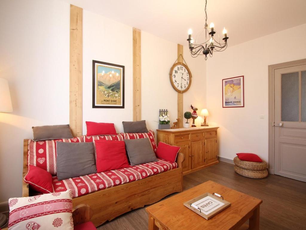 Appartement T3 au Mont-Dore, Centre, 3 étoiles, balcon, ascenseur, WIFI, proche Thermes et navette ski - FR-1-608-17 - Appartement (6 Adultes)