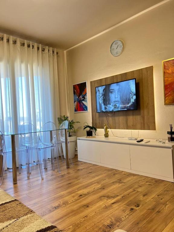 Nemi apartments Tirana free parking