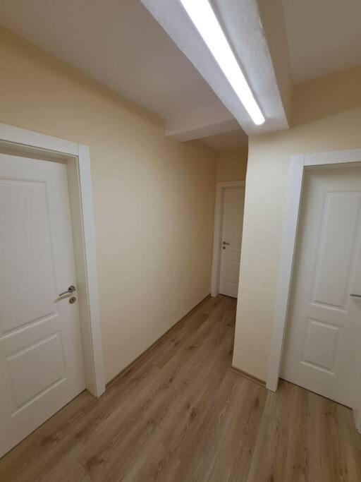 Quiet, Cozy, Luminous Apartment - Image 4