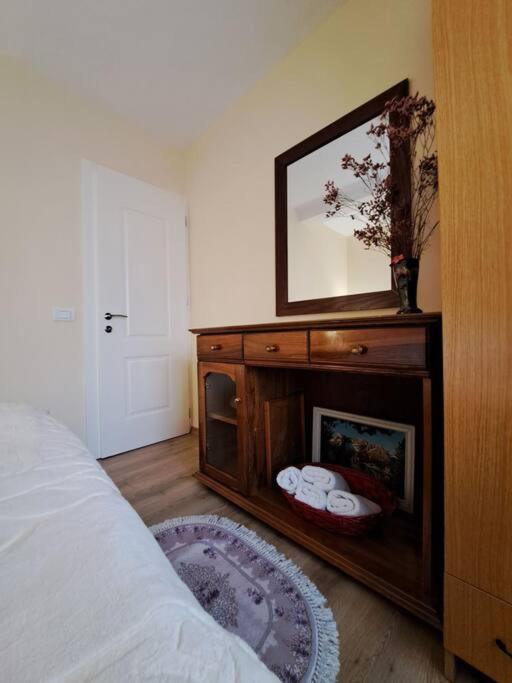 Quiet, Cozy, Luminous Apartment - Image 8