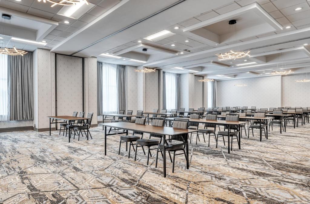 Restaurace v ubytování Holiday Inn Express Federal Way - Seattle South by IHG