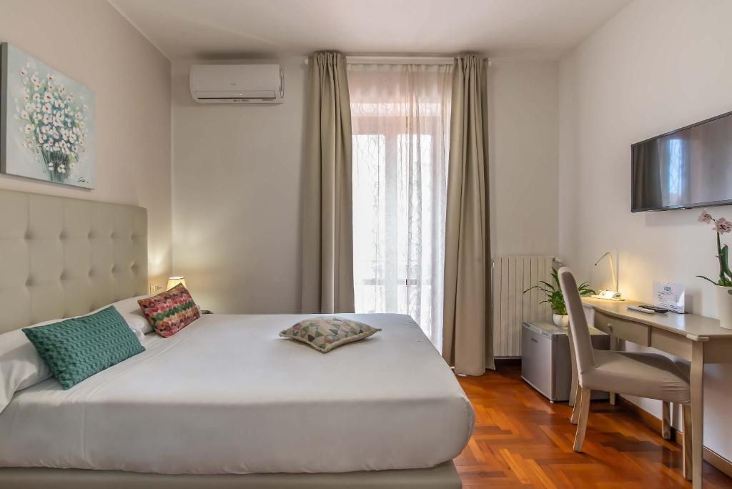 Plaza Rooms Ciampino - Small Double Room