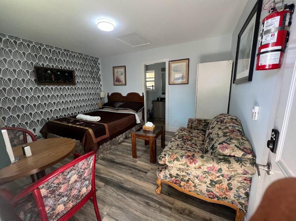 Posezení v ubytování Guest Suite - Private Retreat - J-1