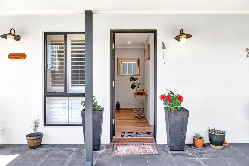 Fotografie z fotogalerie ubytování 'Waurra' A Cosy Moana Beach Getaway v destinaci Adelaide