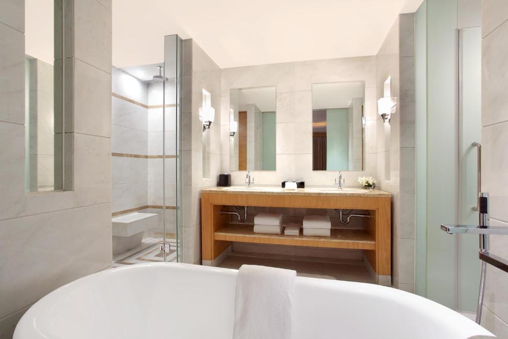 Koupelna v ubytování Sheraton Zhoushan Hotel