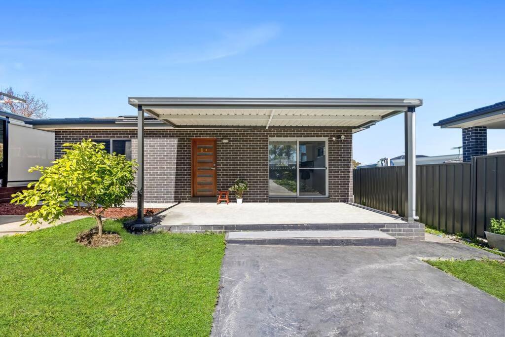 Granny flat 2 bedrooms, Mount Pritchard (updated prices 2024)