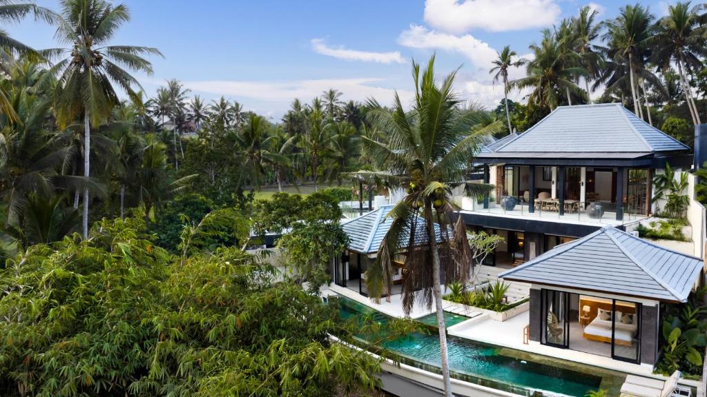 Swimmingpoolen hos eller tæt på Villa Ganesha by BaliSuperHost