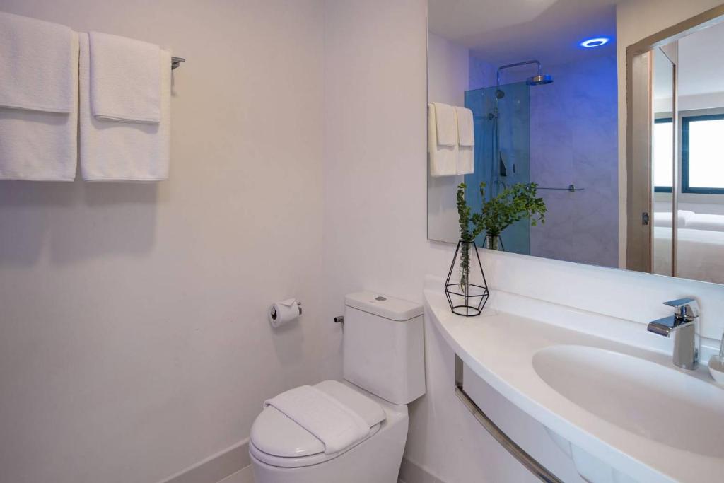 Rodina Beach Hotel - Resim 9