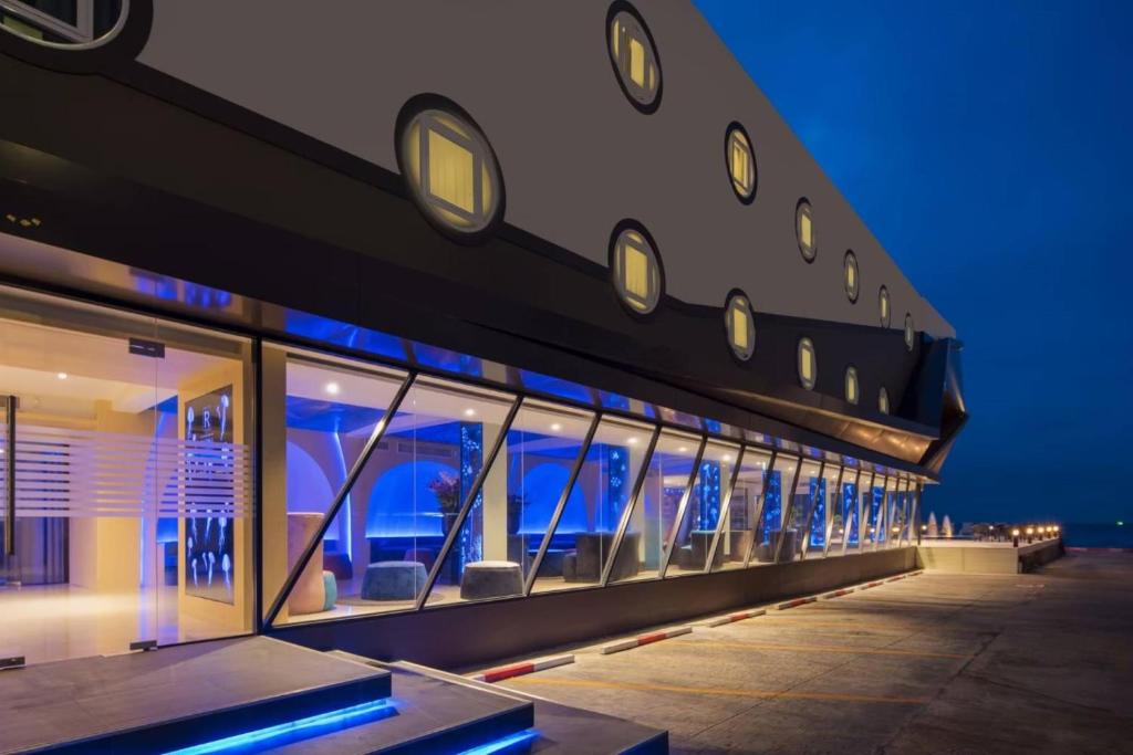 Rodina Beach Hotel - Resim 11