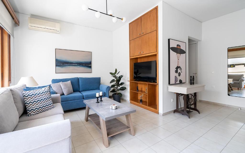 Marina cozy apt