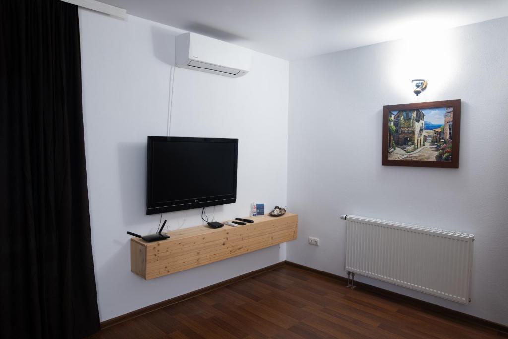 TV a/nebo společenská místnost v ubytování Hanu Fain