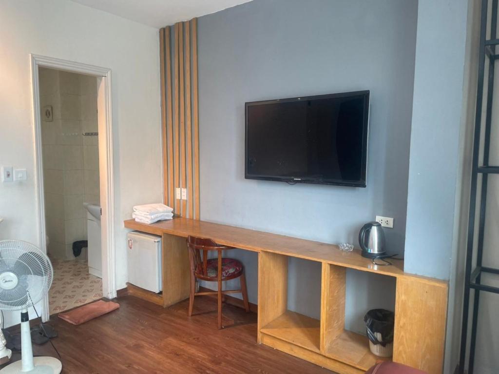 TV a/nebo společenská místnost v ubytování THỦY TÚ HOTEL