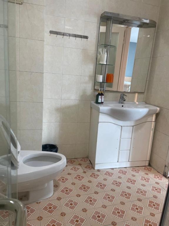 Koupelna v ubytování THỦY TÚ HOTEL