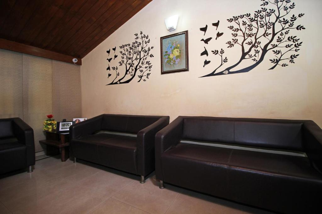 Posezení v ubytování Hotel O Sai Leela