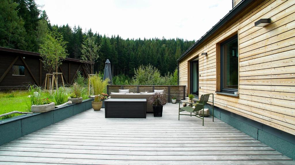 Zahrada ubytování SKOG HARRACHOV duplex apartment